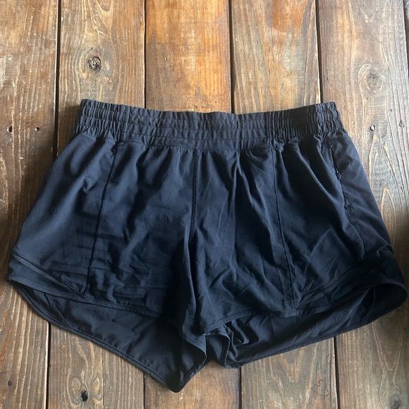 Hotty Hot High-Rise Lined Short 4" - Picture 1 of 2